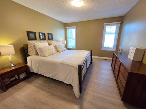 4934 93 Street, Wedgewood, AB 
