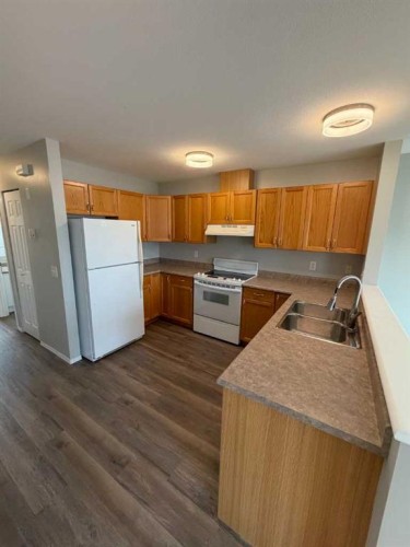 7213 105 Street, Grande Prairie, AB 
