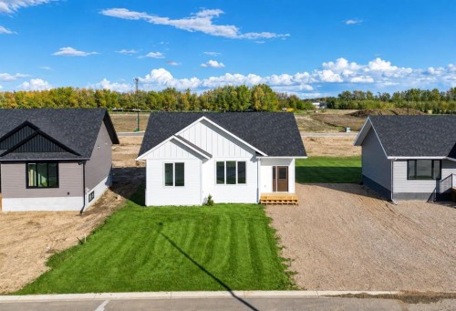 9105 109 Street, La Crete, AB 