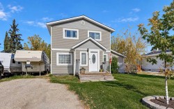 9316 102 Avenue Grande Prairie, AB T8V 0Z3
