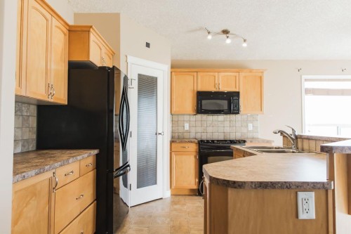 40 Pinnacle Lake Drive, Grande Prairie, AB 