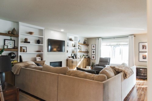 10937 65 Avenue, Grande Prairie, AB 