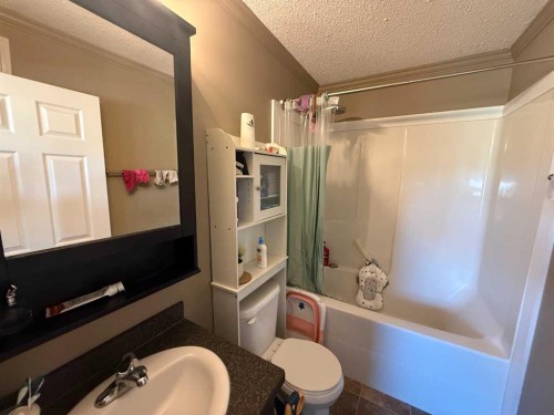 204-5300 45 Avenue, Grimshaw, AB 
