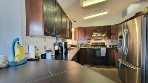 9810 102 Avenue, Sexsmith, AB 
