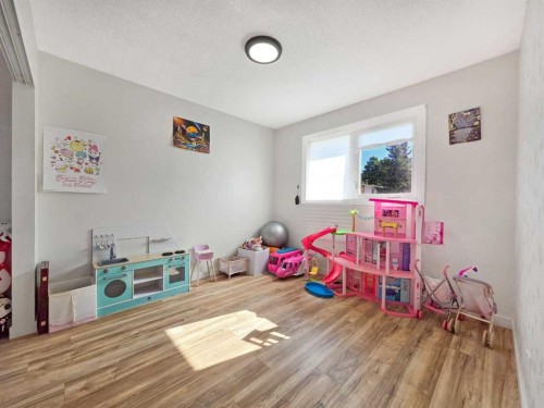 11054 Swann Drive, Grande Cache, AB 