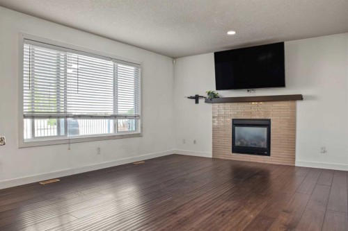 10821 60A Avenue, Grande Prairie, AB 