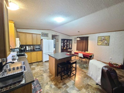 5533 And 5531 51 Street, Berwyn, AB 