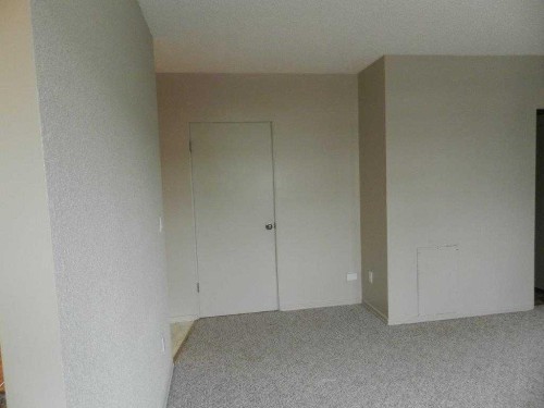 #-9802 98 Avenue, Peace River, AB 
