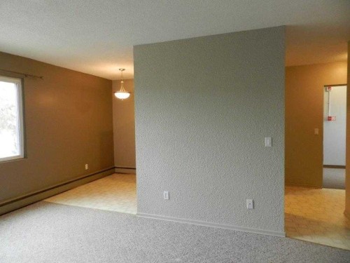 #-9802 98 Avenue, Peace River, AB 