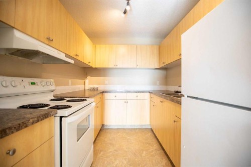 304-9903 97 Street , Wembley, AB T0H 3C0 2