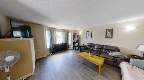 B-9334 Lakeland Drive , Grande Prairie, AB T8X 1N5 3
