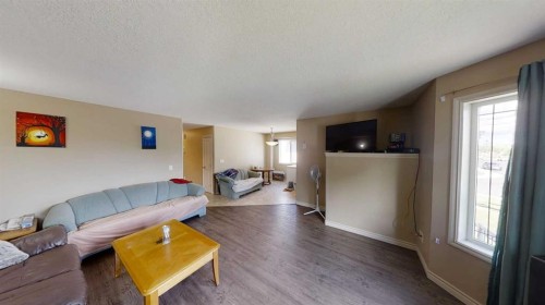 B-9334 Lakeland Drive , Grande Prairie, AB T8X 1N5 4