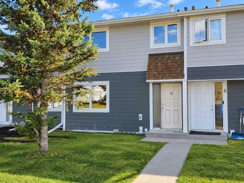 5 97 Avenue  Grande Cache, AB T0E 0Y0