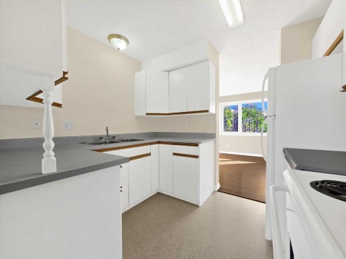 5 97 Avenue, Grande Cache, AB 