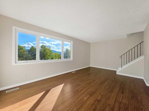 5 97 Avenue, Grande Cache, AB 