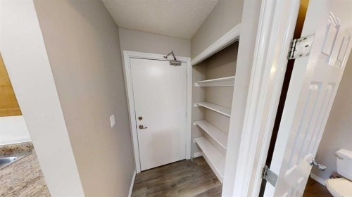 21-10028 105 Avenue , Grande Prairie, AB T8V 1H1 2