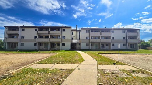 210-5117 44 Street , High Prairie, AB T0G 1E0