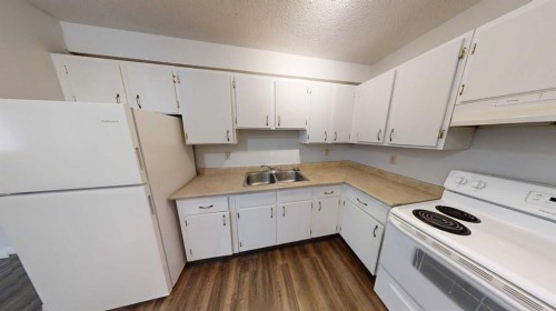 210-5117 44 Street , High Prairie, AB T0G 1E0 3