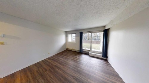210-5117 44 Street , High Prairie, AB T0G 1E0 4