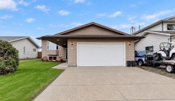 8926 102 Avenue Grande Prairie, AB T8X 1G3