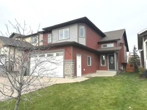 11318 105A Avenue  Grande Prairie, AB T8V 4A7