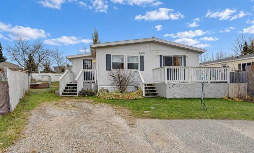 12205 97A Street  Grande Prairie, AB T8V 6Y1