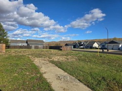 9130 128 Avenue Peace River, AB T8S 1W8