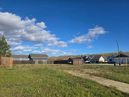 9130 128 Avenue, Peace River, AB 