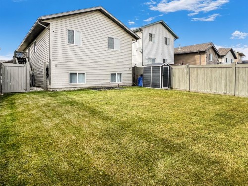 21 Pinnacle Crossing, Grande Prairie, AB 
