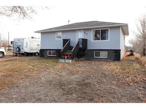 428 2 Street, Suffield, AB - Outdoor