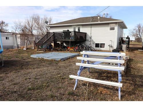 428 2 Street, Suffield, AB - Outdoor