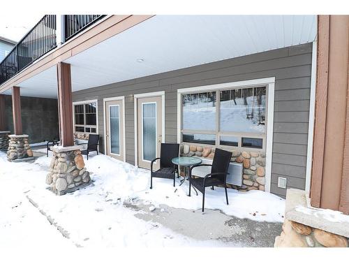 608 & 609-405 4Th St, Rural Cypress County, AB - Outdoor With Deck Patio Veranda With Exterior