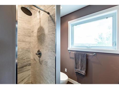 11415 Range Road 61, Rural Cypress County, AB - Indoor Photo Showing Bathroom