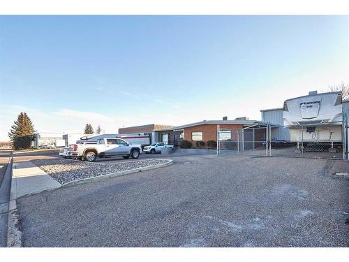 23 Southwest Drive Sw, Medicine Hat, AB 