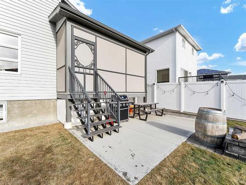 7 Sterling Green Se, Medicine Hat, AB - Outdoor With Exterior