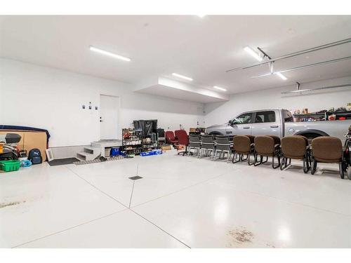 16 Dunes Drive, Desert Blume, AB - Indoor Photo Showing Garage