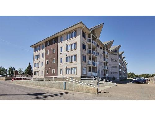 229-1182 Southview Drive Se, Medicine Hat, AB - Outdoor With Balcony With Facade