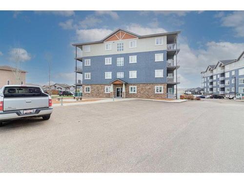 409-19 Terrace View, Medicine Hat, AB - Outdoor With Balcony With Facade