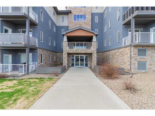 409-19 Terrace View, Medicine Hat, AB - Outdoor With Balcony With Facade