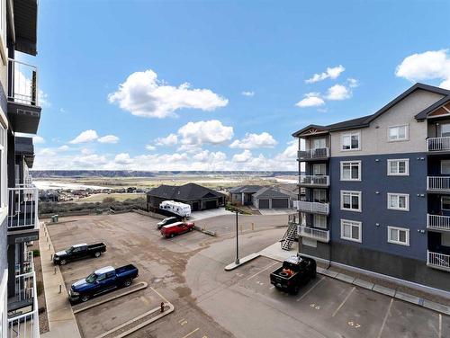 409-19 Terrace View, Medicine Hat, AB - Outdoor With Balcony