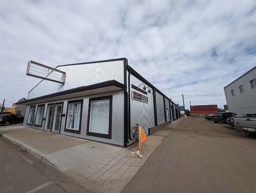 2-677 South Railway Street Se, Medicine Hat, AB 