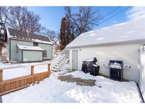 330 8 Street Se, Medicine Hat, AB - Outdoor With Exterior