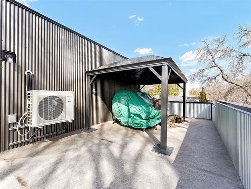 170 2 Street Nw, Medicine Hat, AB - Outdoor With Exterior