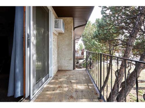 84 Cameron Road Se, Medicine Hat, AB - Outdoor With Balcony With Exterior