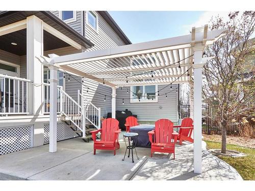 319 Hamptons Way Se, Medicine Hat, AB - Outdoor With Deck Patio Veranda With Exterior