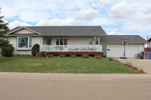 109 Westview Crescent West, Bow Island, AB - Outdoor With Deck Patio Veranda With Facade
