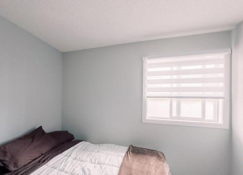 4916A And 4916B 53 Street, Stettler, AB - Indoor Photo Showing Bedroom