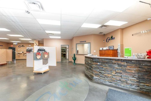 662 16 Street Sw, Medicine Hat, AB 