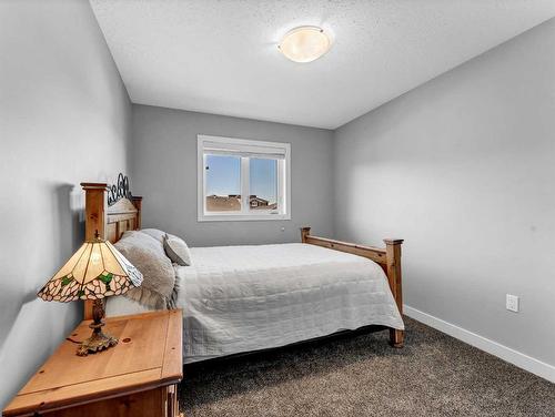 360 Ranchlands Boulevard Ne, Medicine Hat, AB - Indoor Photo Showing Bedroom