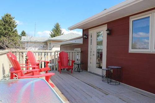 419 3 Avenue West, Burdett, AB - Outdoor With Deck Patio Veranda With Exterior